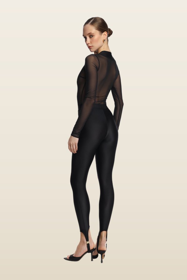 Axis Leggings — model back