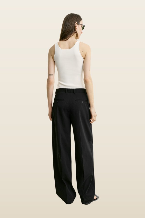 Classic compact knit tank — carry 4