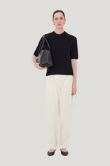 DARA Short-sleeve cashmere top — model front