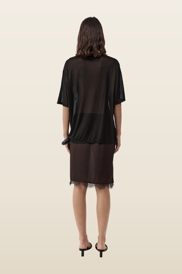 Fine Lace Skirt - Bark — model back