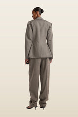 Hourglass shaped blazer | earth slub — model back