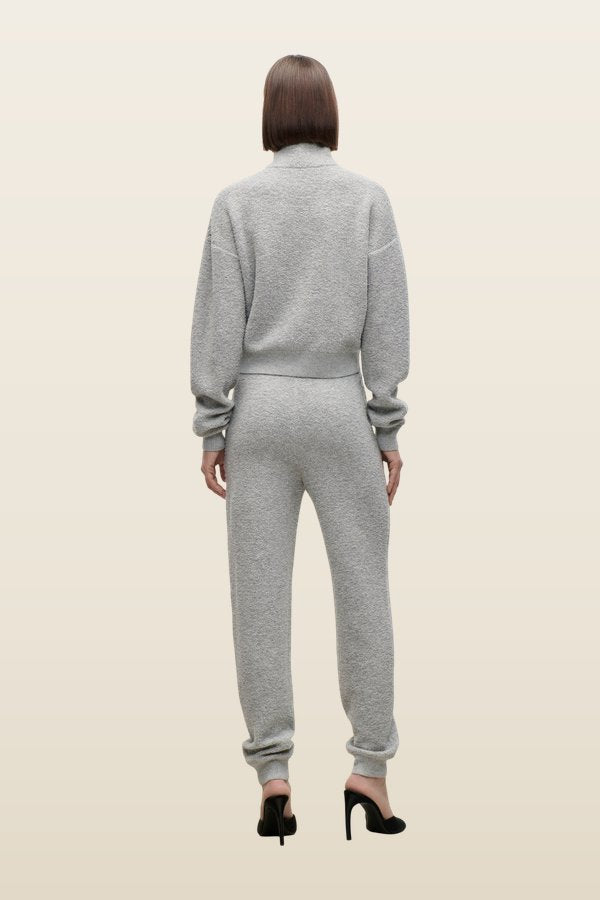 Klara Jogger — model back