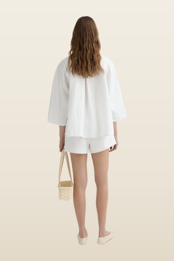 Olivia Blouse — model back