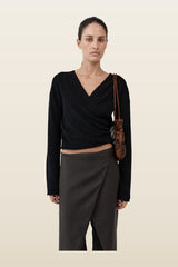 Textured Petit Bagu - Chestnut — model back