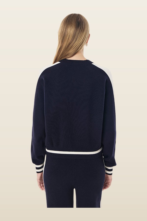 Verge Knit Crew — model back