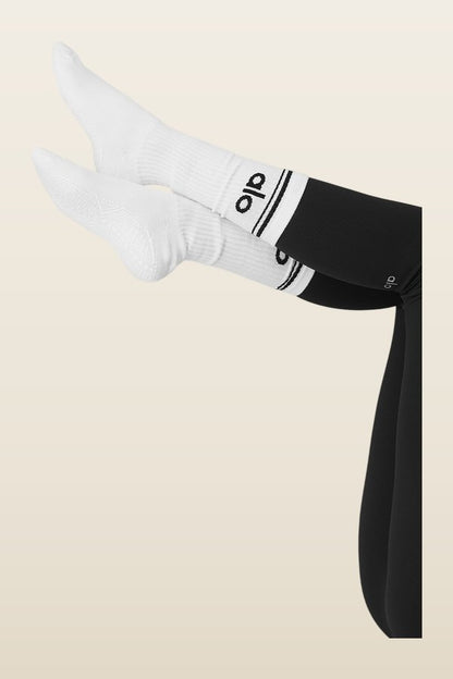 Women's Throwback Barre Sock — model back