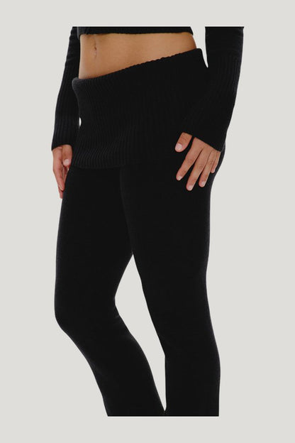 Aimee Knit Pants — model side