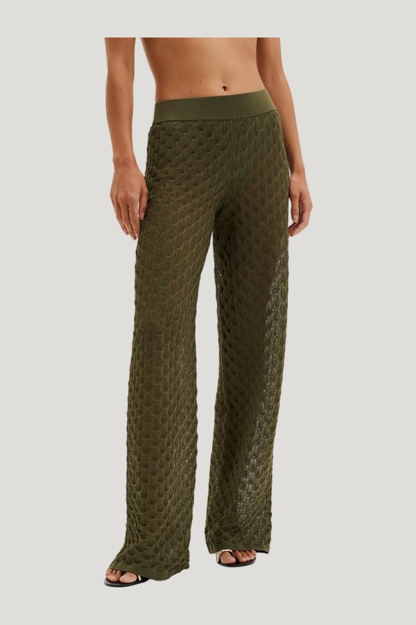 Alissa pants — model side