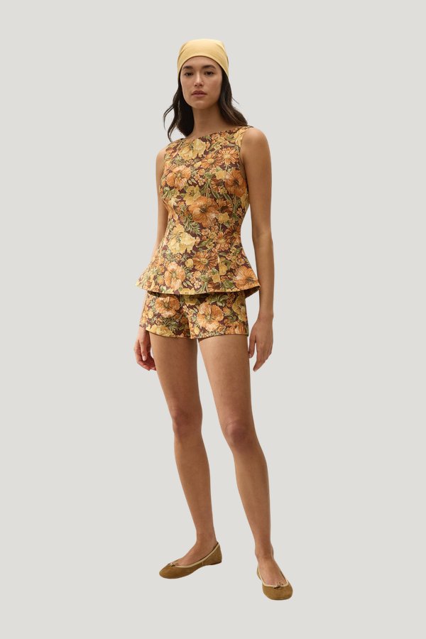 Ana Top Camellia — carry 2