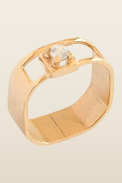 1984 Ring — model back