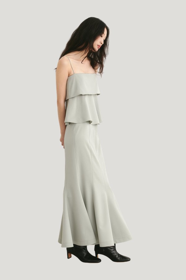 Anne Midi Skirt — model side