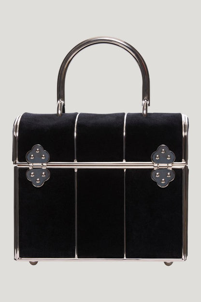 Annie’s Treasure Chest - Onyx — model side