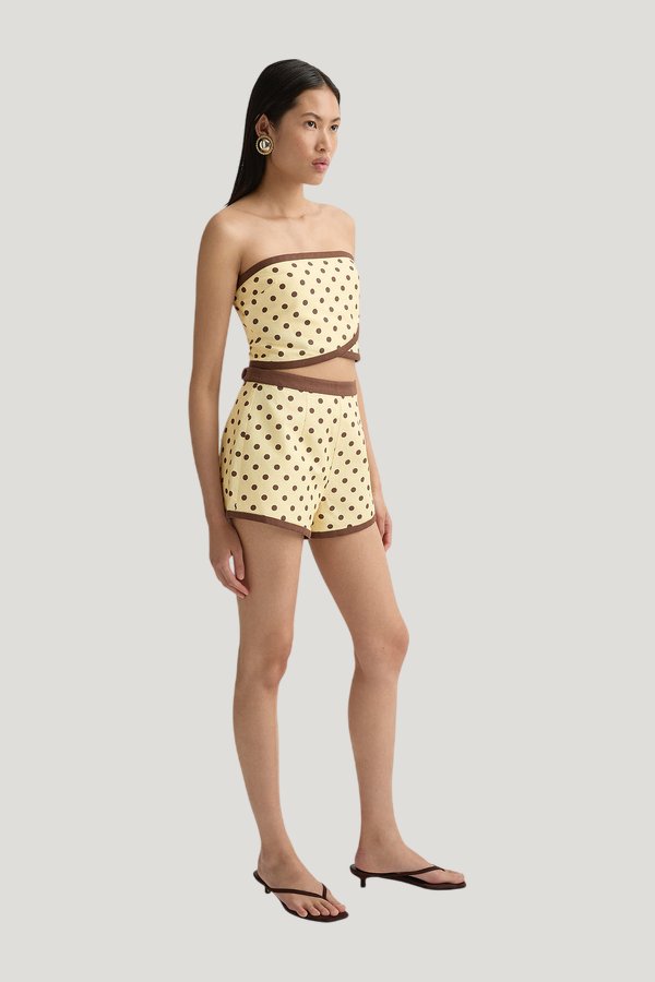 Arden Short — model side