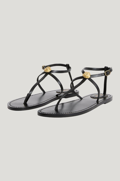 Sandales AZUR — model front