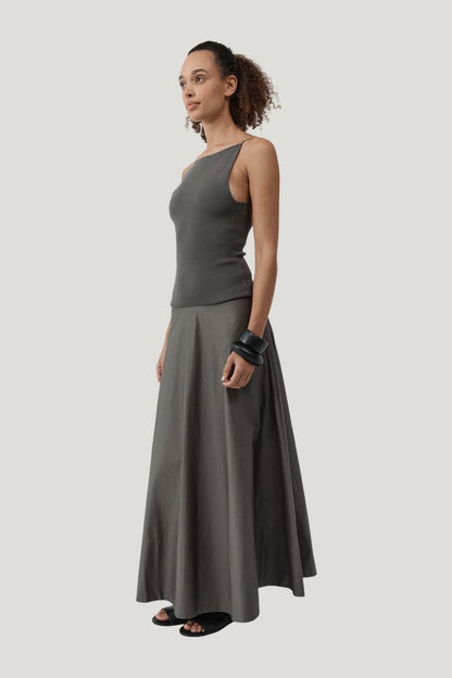 Backless Circle Hem Dress — model side