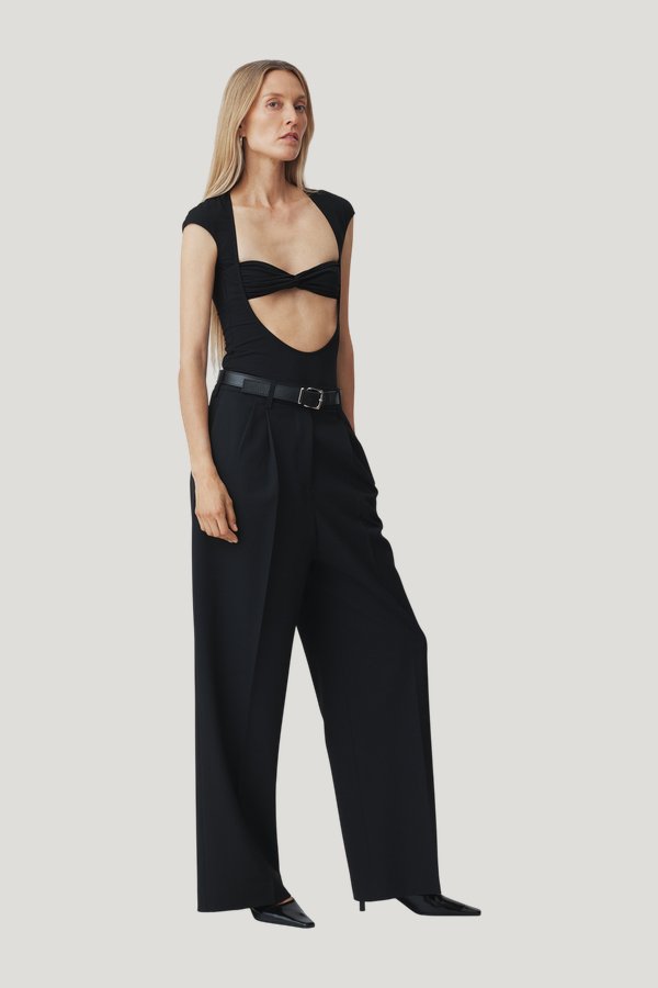 Baes Bodysuit — carry 3