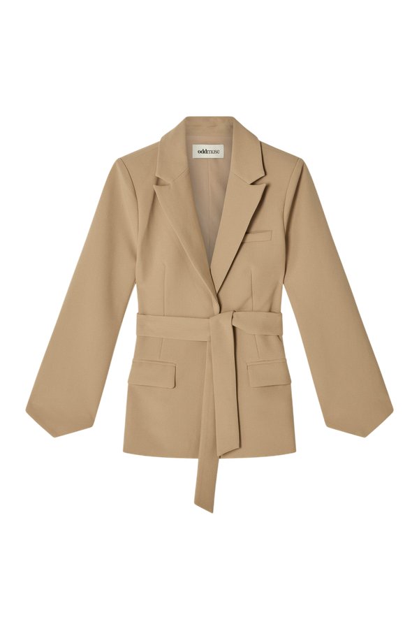 Belted Blazer — packshot