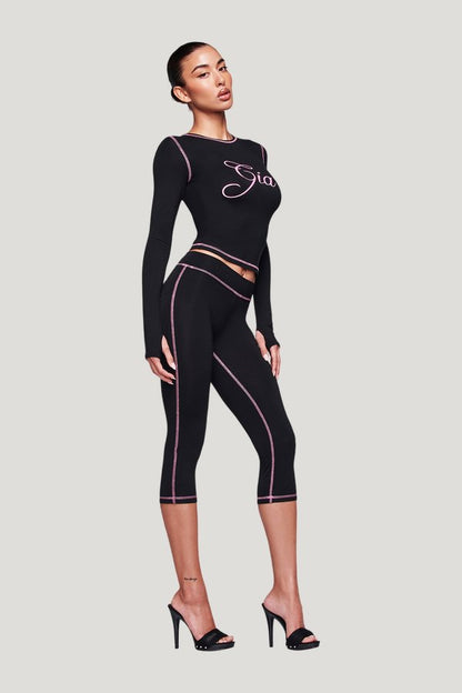 Blare Capri — model front