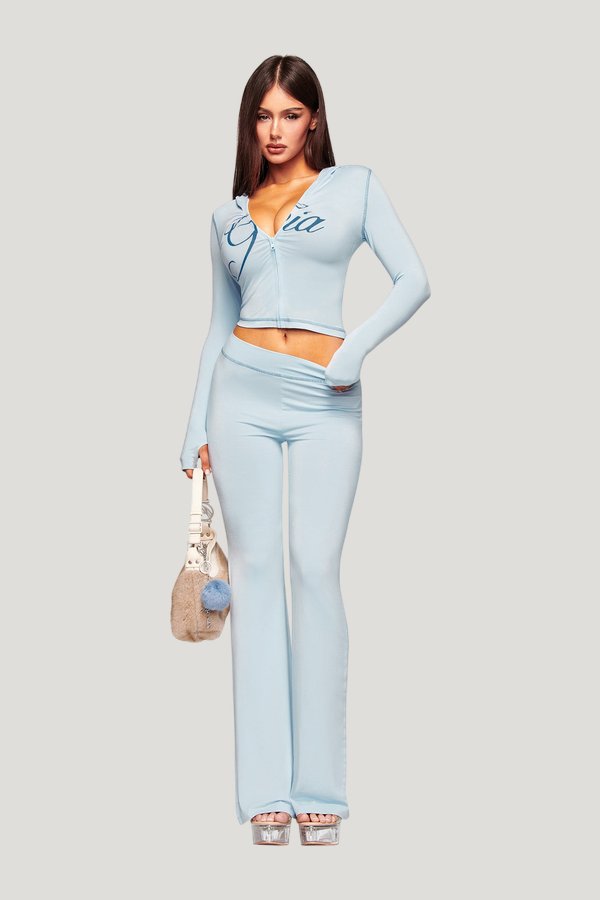 Blare Hoodie — carry 2