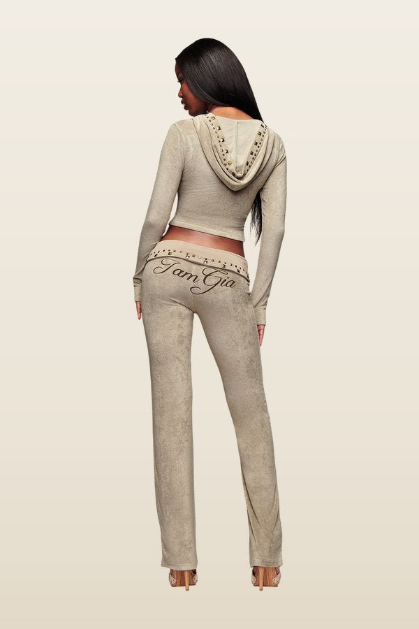 Blare Studded Terry Pant - Stone — model back