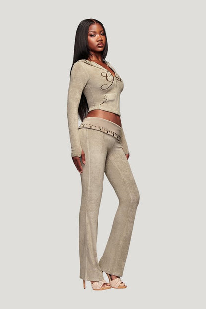 Blare Studded Terry Pant - Stone — model side