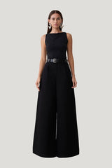 Bobby Oversized Jean With Front Pleat — model front