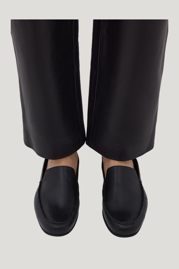 BOROS LDS Nappa leather loafers — model front