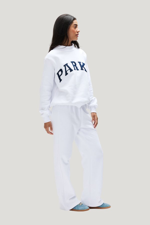 Boxer Sweatpants — model side
