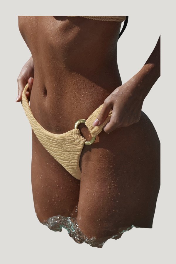 Bronte Bottom - Raffia Crinkle — model side