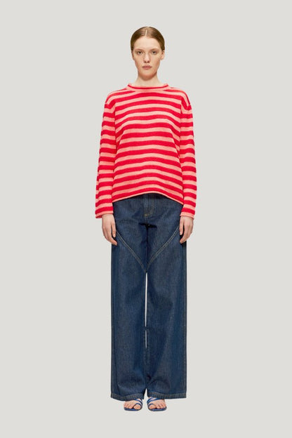 Cambridge Boyfriend Denim — model front