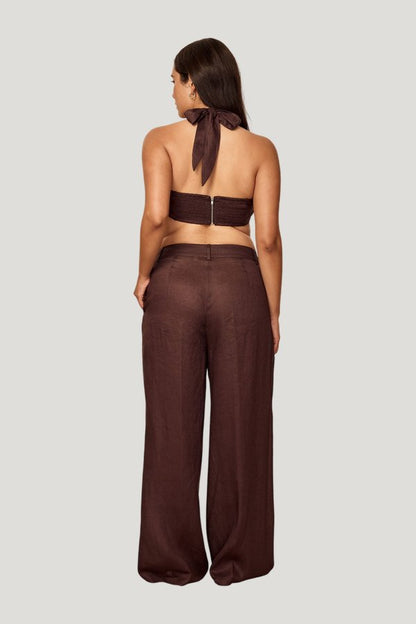 Casablanca Pants - Espresso Linen — model side