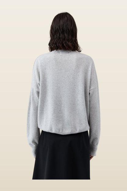 Cashmere Sweater — carry 4
