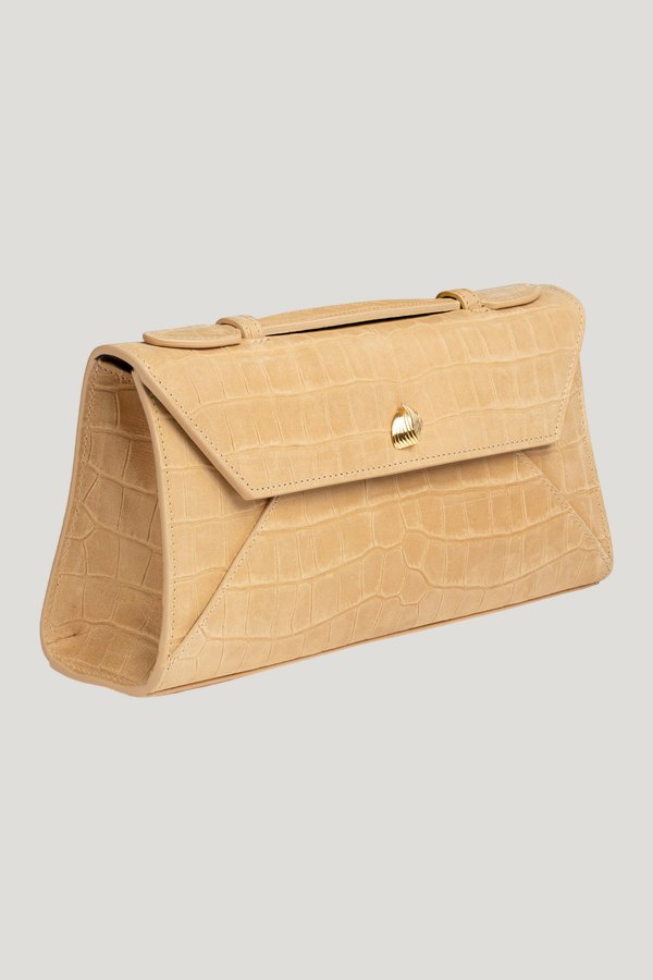 Cassandra Clutch — model front