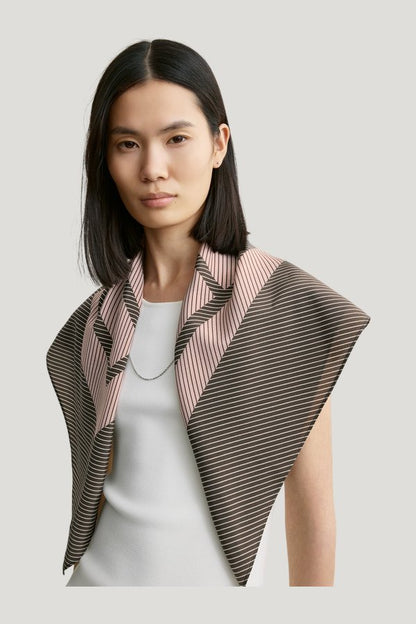 Centered monogram silk scarf walnut — model side