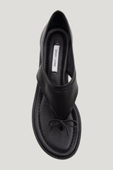 Clark Sandal In Black Nappa — model front