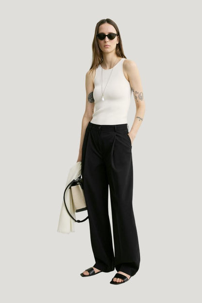 Classic compact knit tank — carry 2