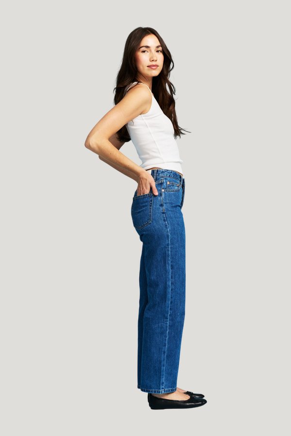Classic Straight Jeans - Medium Wash — model side