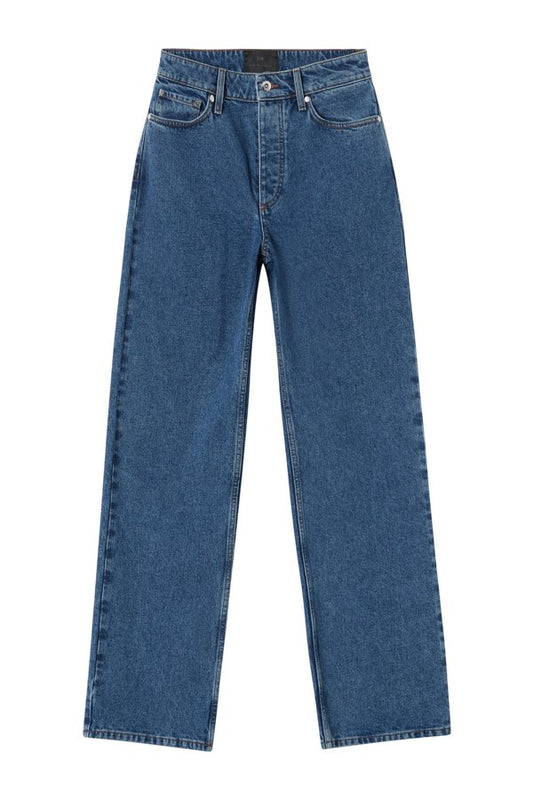 Classic Straight Leg Jean — packshot
