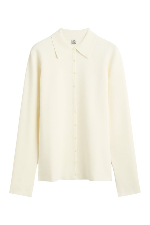 Compact knit buttoned top — packshot