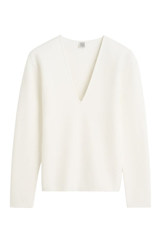Compact knit v-neck — packshot
