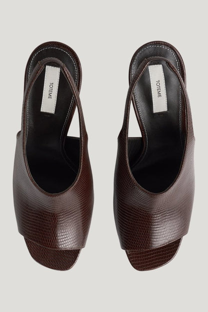 Contour lizard-embossed slingbacks — model side