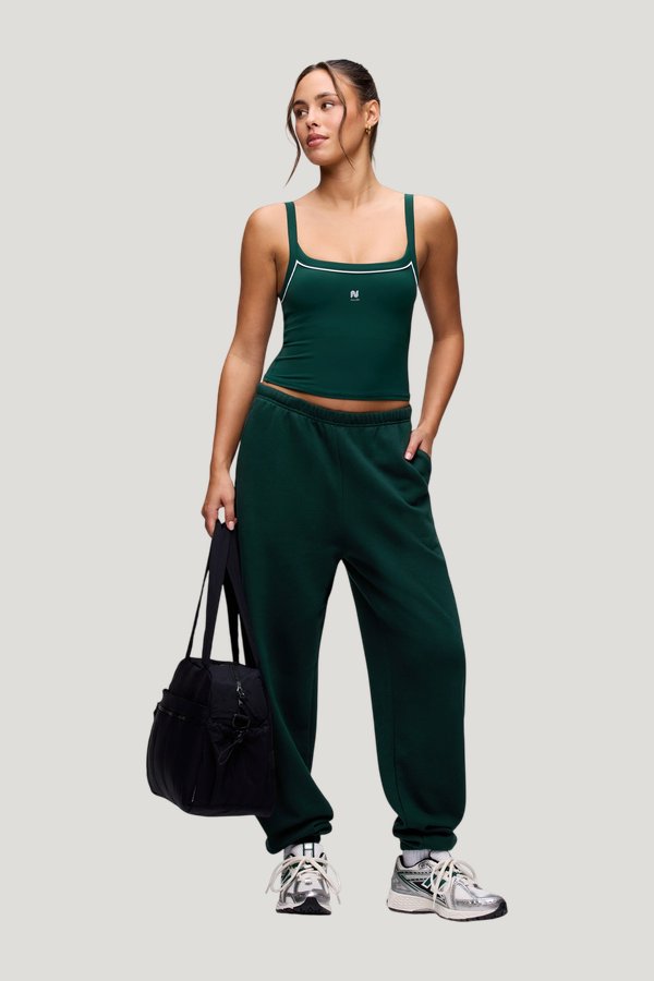 Core Fleece Jogger | Blackpine — model front