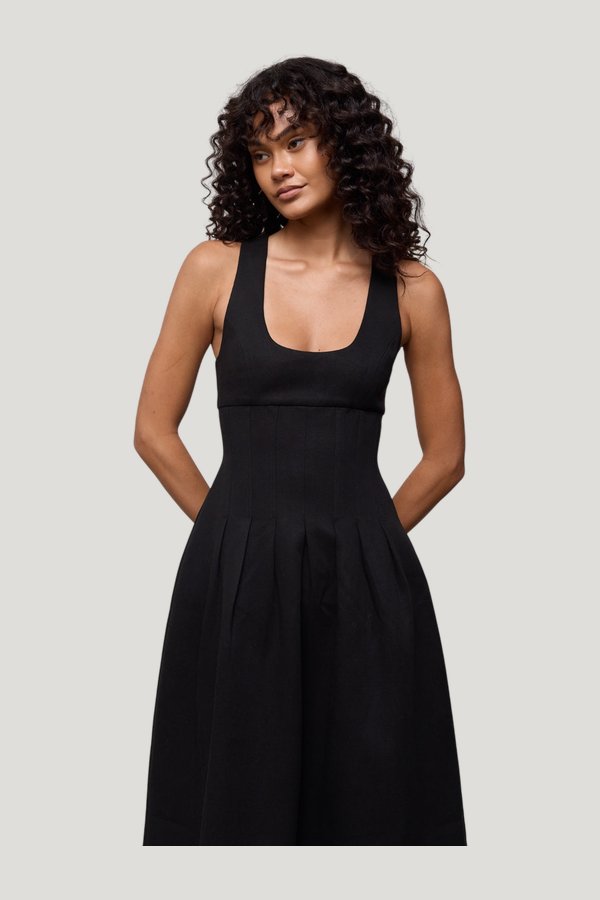 Cotton Mix Cinched Midi Dress — model side