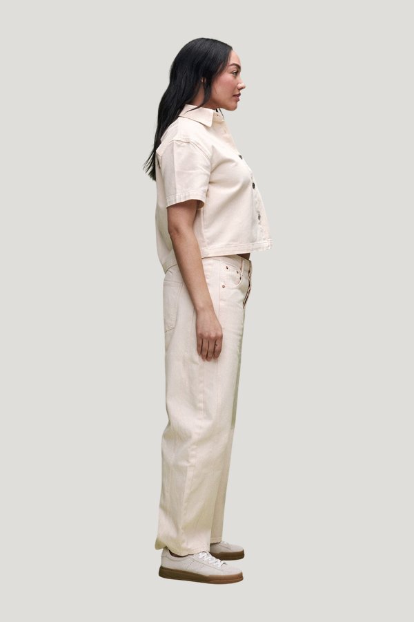 Cropped Short Sleeve Denim Shirt — model side