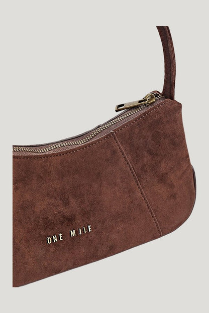 Darcey Handbag — model side