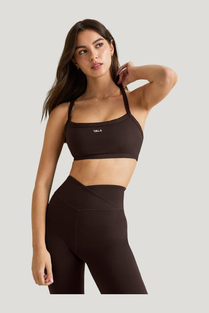 DayFlex Bandeau Sports Bra - Americano — model side