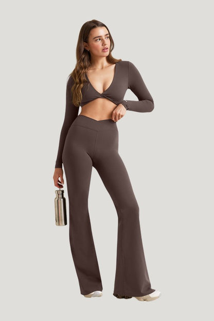 DayFlex Soft Wrap Yoga Pant — model front