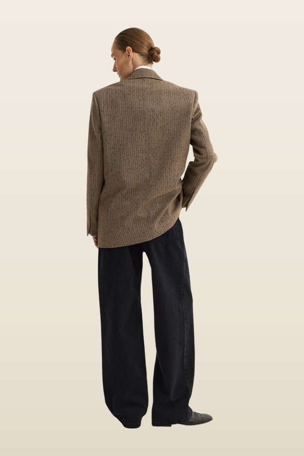 Double breasted blazer | herringbone — model back