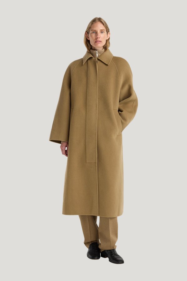 Double-faced wool padded coat — model front