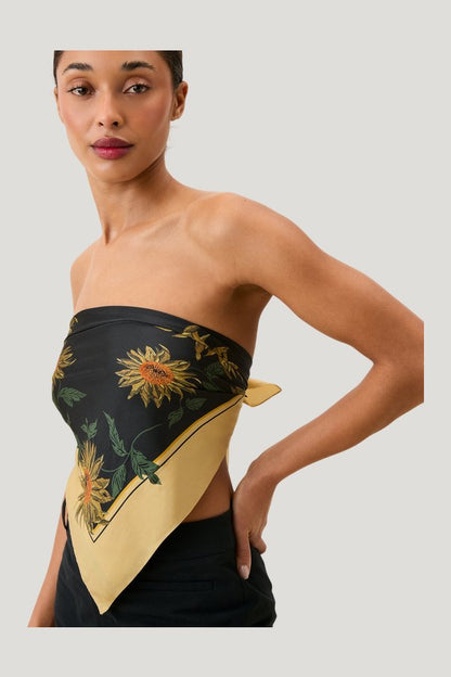 Foulard EDDY — model side